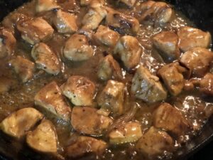 Savory Garlic Butter Chicken with Caramelized Onions